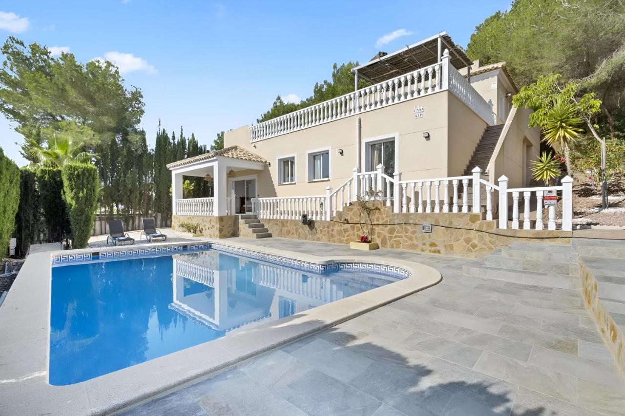 Villa Kip, Private Pool & Jacuzzi Surrounded By Nature Pinar de Campoverde Exteriör bild